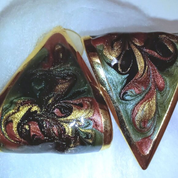 VINTAGE TRIANGLE SHAPED DROP PIERCED EARRINGS GREEN/GOLD - Picture 3 of 6